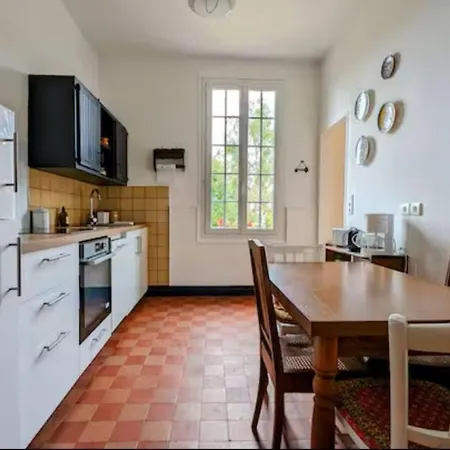 Chez Jeannine